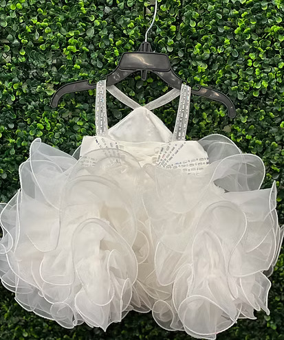 Johnathan Kayne C261 White