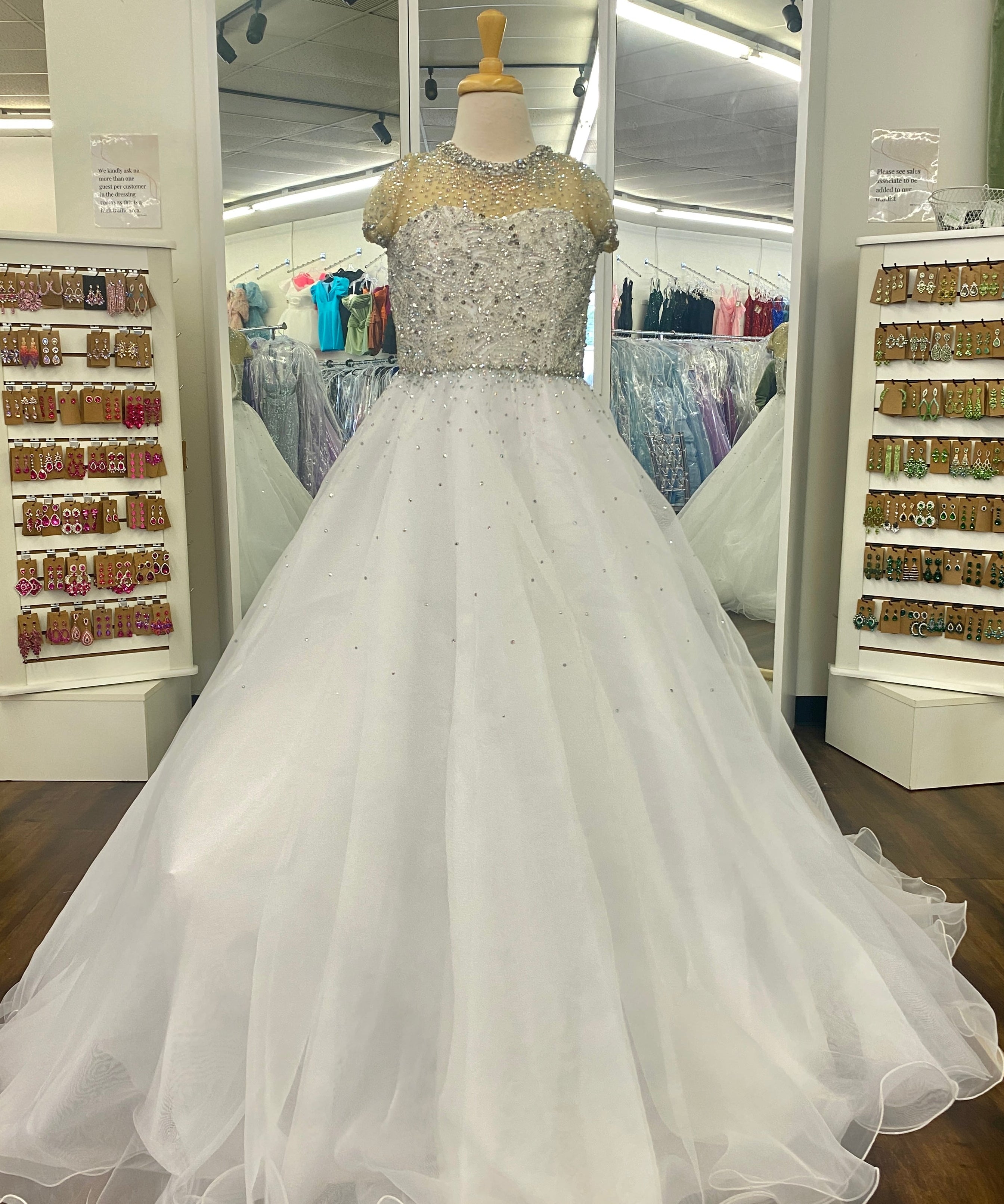 Ava Presley 38043 White