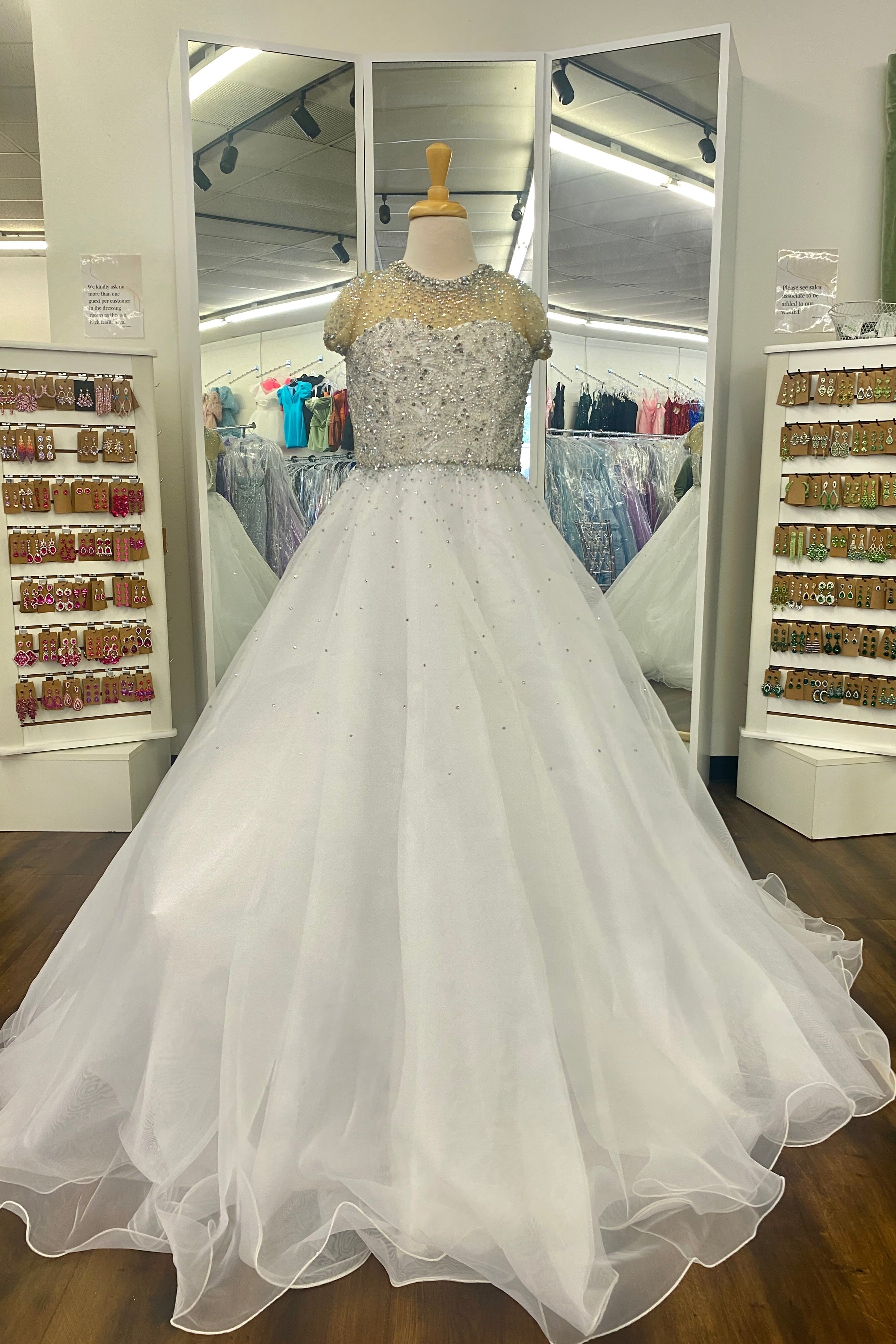 Ava Presley 38043 White